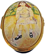 Renoir's Child with Whip (Halcyon Days)(09/6458) 2.87" Oval. Inside Lid: "Pierre Auguste Renoir's 'Child with a Whip' Painted in 1885, this enchanting portrait is of Etienne Goujon, the four-year-old son of a senator. Renoir particulary enjoyed painting y