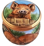 Pig  (TM-PG) 1.25" diameter. Freehand painted by Fiona Bakewell. Limited Edition of 75.
